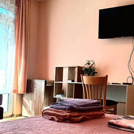 Apartment Serene Sky Warna